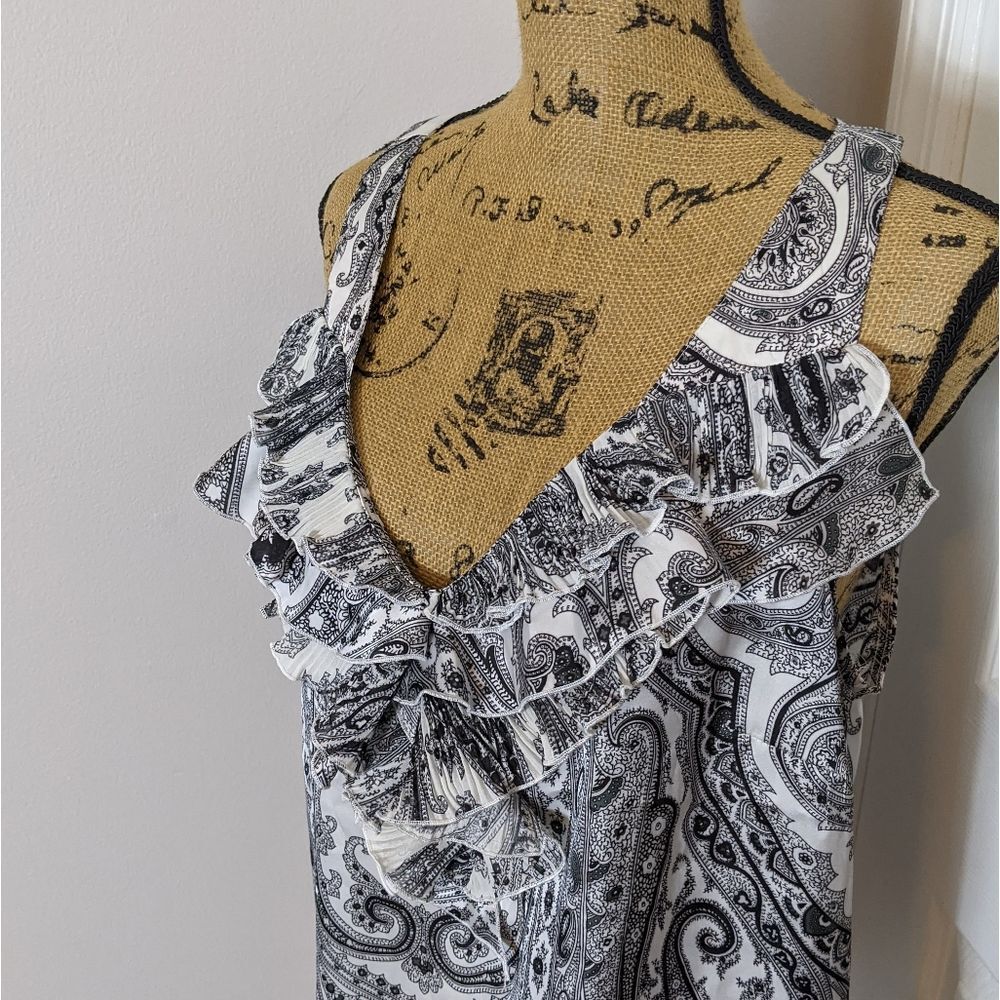 Black and white blouse - Picture 5 of 5